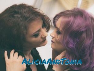 AliciaAndTonia