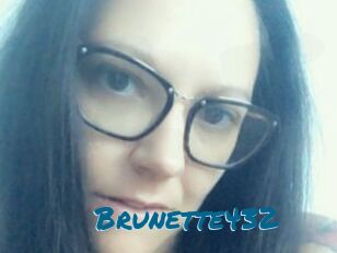 Brunette432