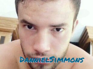 Danniel_Simmons