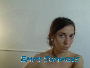 Emmi_Summers