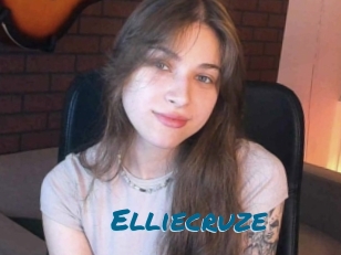 Elliecruze