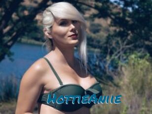 HottieAniie