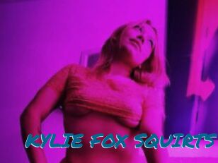 KYLIE_FOX_SQUIRTS