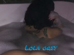 Lola_grey