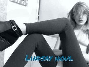 Lindsay_houl
