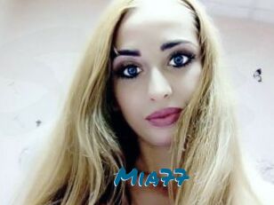 Mia77