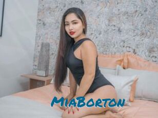 MiaBorton
