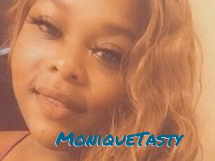 MoniqueTasty