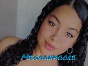Megaanmoore