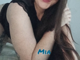 Mia