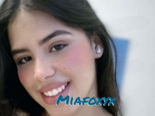 Miafoxyx