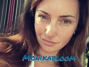 Monikabloom