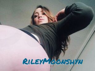 RileyMoonshyn