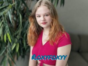 Roxyfoxyy