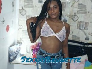 SexxxyBrunette