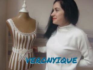 VERONYIQUE